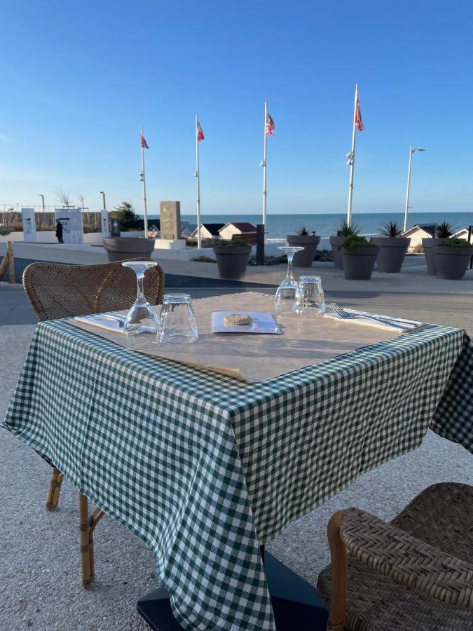 Beau Rivage Hotel-Restaurant Luc-sur-Mer Exterior foto